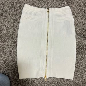 beautiful Balmain skirt, worn twice. it is impeccable